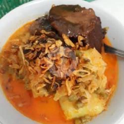 Ketupat Sayur Semur Ayam