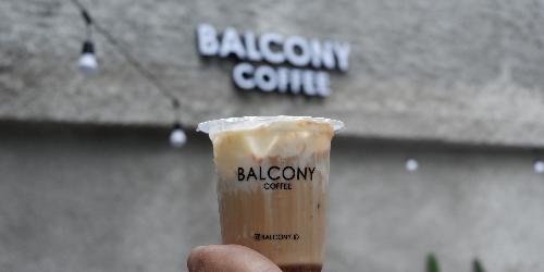 Balcony Coffee, Mejayan