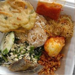 Nasi Tiwul   Urap   Telur