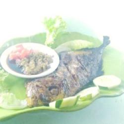 Ikan Bawal Bakar