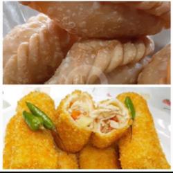 Paket Pastel Ayam Dan Risol Ayam Pedas