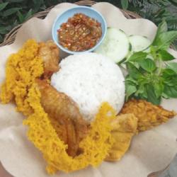 Sayap Goreng Kremes Tanpa Nasi