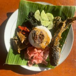 Nasi Padang Ikan Lele Balado