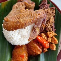 Gudeg Sayap Ayam