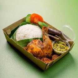 Nasi Ayam Kalio Goreng (ayam Potong)