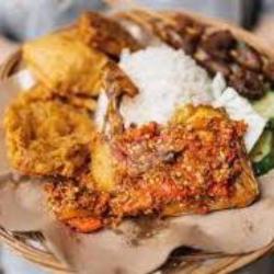 Nasi Ayam Gepug Sambal Kacang