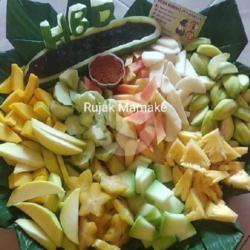 Rujak Buah Campur Sambal Terasi