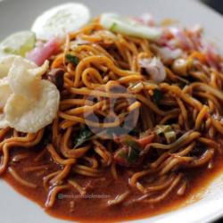 Mie Aceh Sosis Daging Telur Tumis,