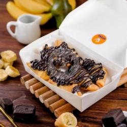 Molen Pisang Topping Coklat