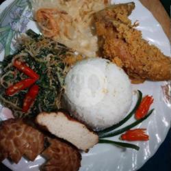 Nasi Sayur Urap (pilihan Ayam Di Note)