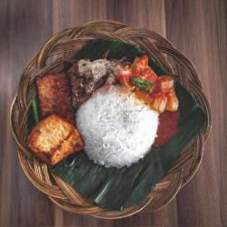 Nasi Gudeg Tahu Tempe Bacem