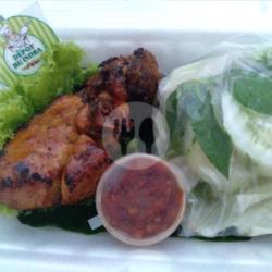 Lauk Ayam Bakar Gemoy
