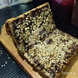 Rb Coklat Kacang