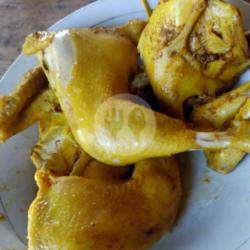 Ayam Kampung Bumbu Kuning / Siap Goreng