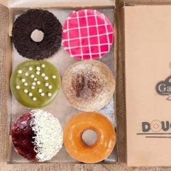 Doughnut Box (isi 6) Bebas Pilih Rasa