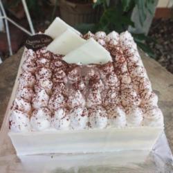 Tiramisu Cake Kotak 16 Cm