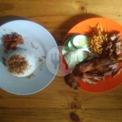 Bebek Goreng Sambel Bledek