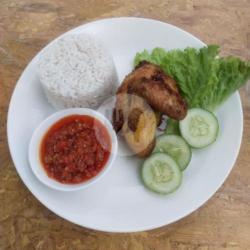 Ayam Goreng Super Besar