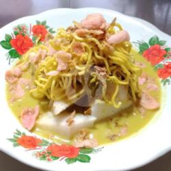 Katupek Gulai Paku