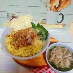 Mie Ayam Bakso Urat Mercon Pangsit