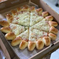 Pizza Tripple Cheese Chicken Medium