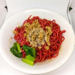 Mie Yamien Merah Pedas Manis