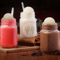 Milkshake Chocolate Float