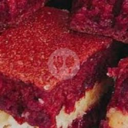 Martabak Manis Keju Kacang Susu Red Velvet