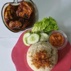 Nasi Uduk   Semur Tahu