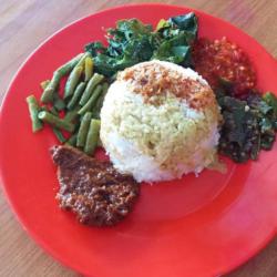 Nasi Padang Daging Rendang Box