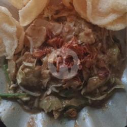 Gado - Gado Ketupat