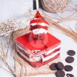 Red Velvet Dessert Box