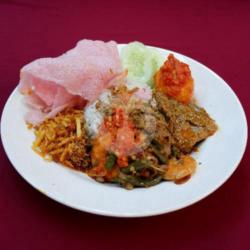 Nasi Gurih/uduk Rendang Telur