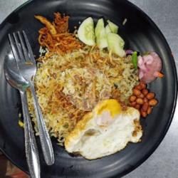 Nasi Goreng Putih Ikan/tri