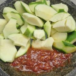 Rujak Potong Mangga Muda