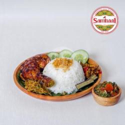 Nasi Uduk Ayam Bakar Sambaal