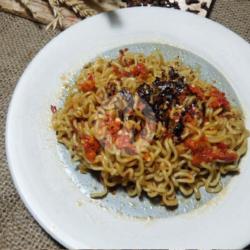 Indomie Goreng Rendang Pedas