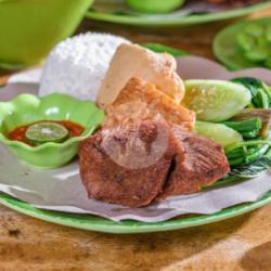 Nasi Tempong Empal