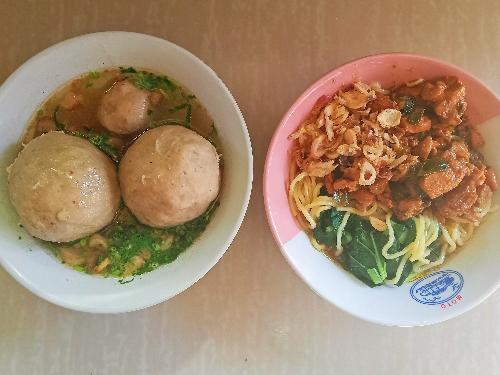 Mie Ayam Baso Mas Japra Solo Depan Sman1 Dayeuhkolot Gofood