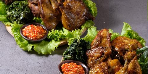 Bebek Dan Ayam Spesial Sambel Korek Dapur Sendy, Borneo Paradiso