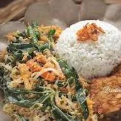 Nasi Urap   Telur