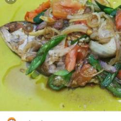 Tumis Ikan Asin Peda Cabe Ijo