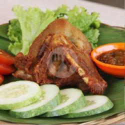 Bebek Goreng