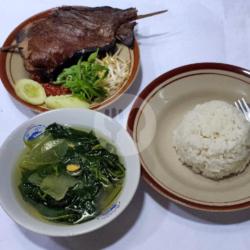 Nasi Bening   Panggang Pe   Sambel Lalapan