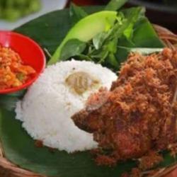 Nasi Bebek Goreng Lengkuas