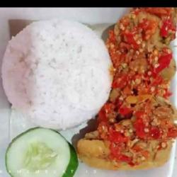 Nasi Telor Geprek Lidah Mertua