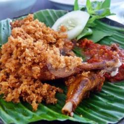 Bebek Kremes   Nasi   Tahu/tempe