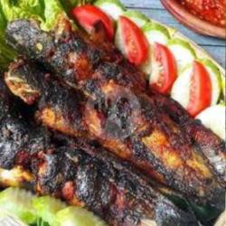 Lele Bakar Taliwang   Nasi Putih Es Teh