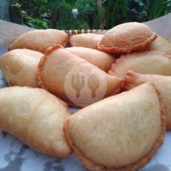 Panada Cakalang Goreng Istimewa Temannya Ngopi Bagi Orang Yang Istimewa Pula