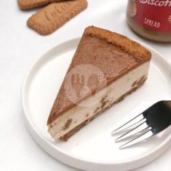 Lotus Biscoff Cheesecake Slice